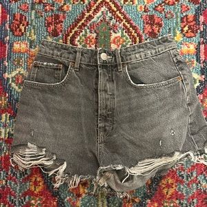 Zara light grey jean shorts button fly size 8 distresed denim